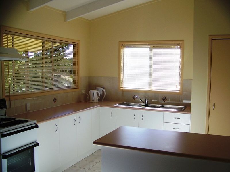 162 High Central Road, Macleay Island QLD 4184