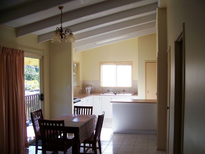 162 High Central Road, Macleay Island QLD 4184