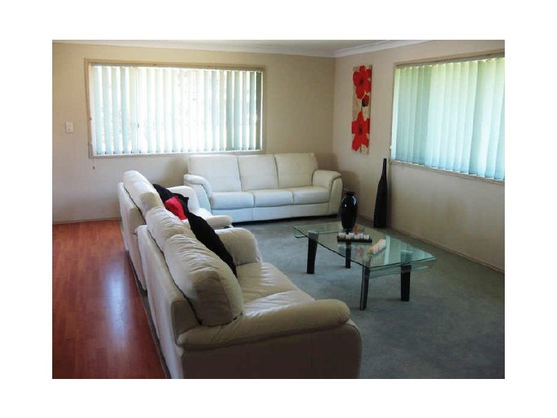 18 Eastbourne Steet, Macleay Island QLD 4184