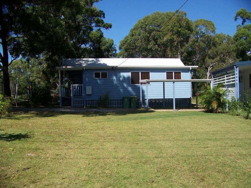 2 Noogie Street, Macleay Island QLD 4184
