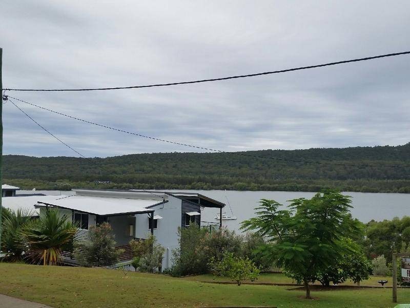 114 Wahine Drive, Russell Island QLD 4184