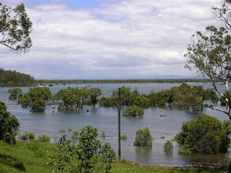 43 Victoria Avenue, Russell Island QLD 4184