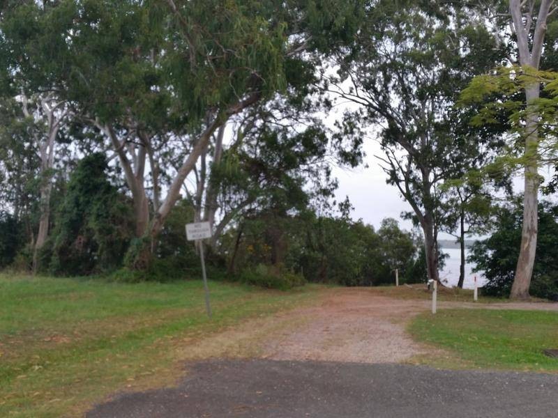3 Thompson Esplanade, Russell Island QLD 4184