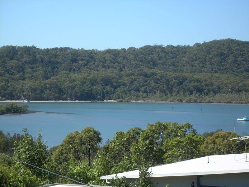 23 Crescent Drive, Russell Island QLD 4184