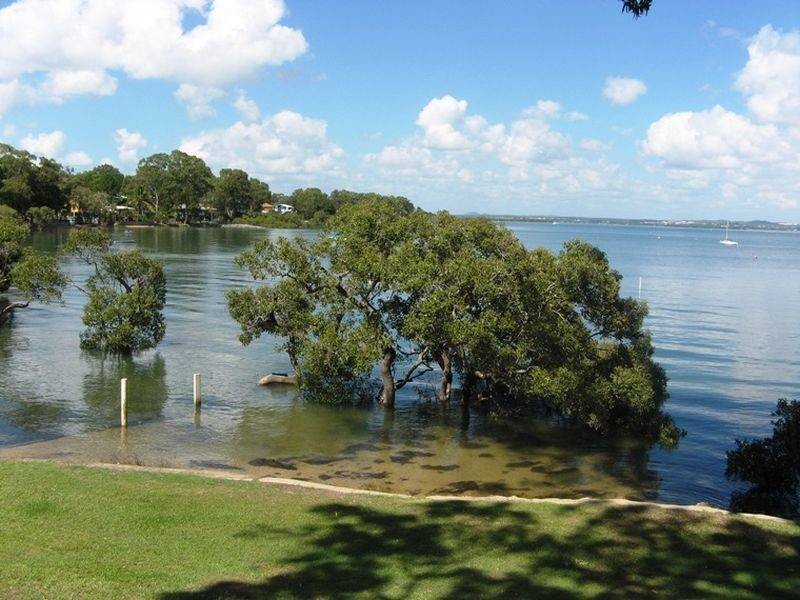43 Coondooroopa Drive, Macleay Island QLD 4184