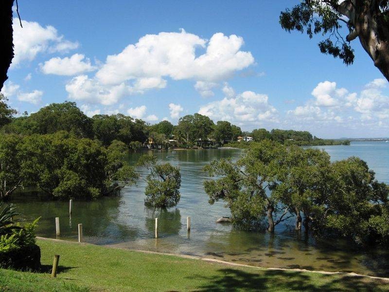 43 Coondooroopa Drive, Macleay Island QLD 4184