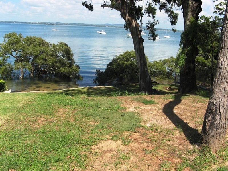 43 Coondooroopa Drive, Macleay Island QLD 4184