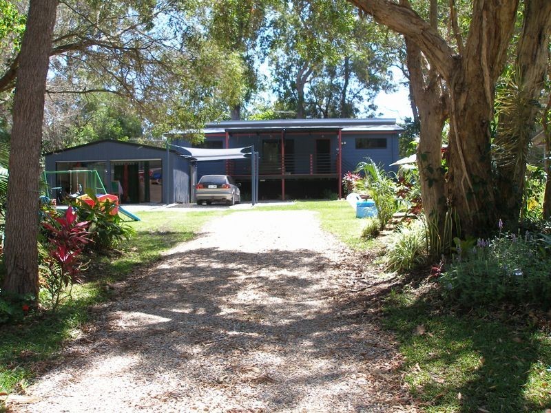 31 Kardinia Street, Macleay Island QLD 4184