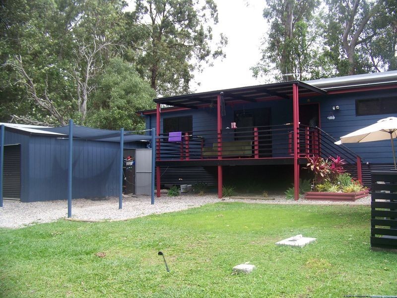 31 Kardinia Street, Macleay Island QLD 4184