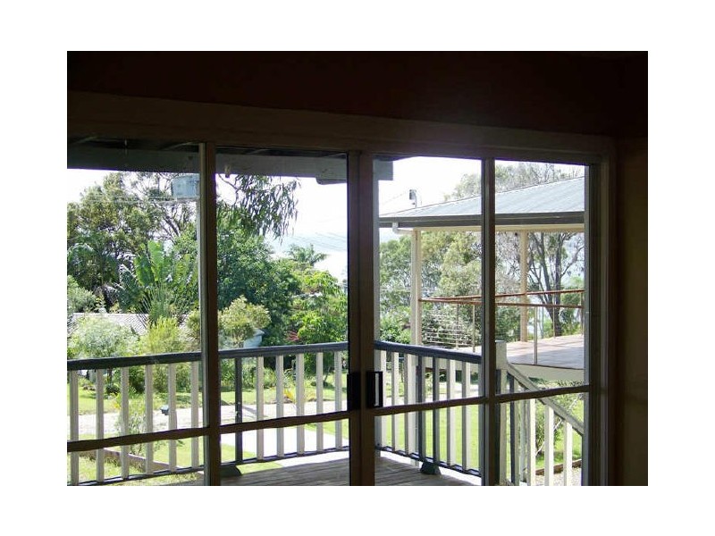 30 Tukkeri Street, Macleay Island QLD 4184