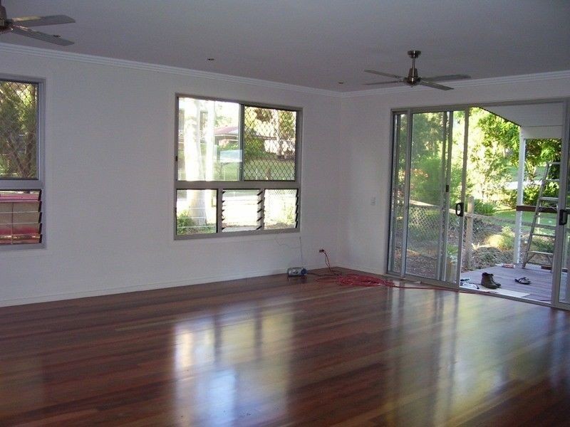 20 Tingara Street, Macleay Island QLD 4184