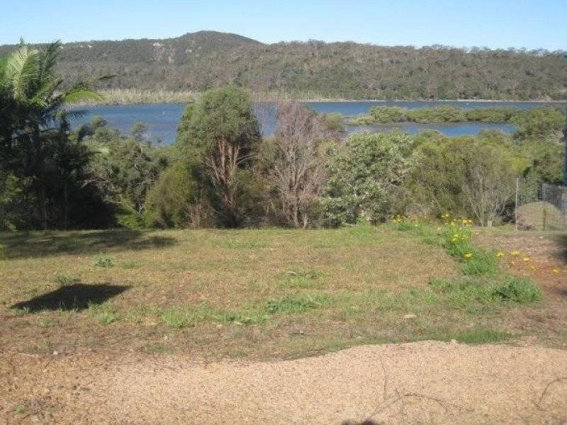 16 Leichhardt Terrace, Russell Island QLD 4184