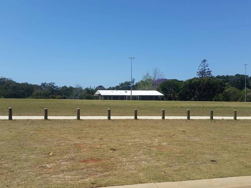 25 Basket Beach Road, Russell Island QLD 4184