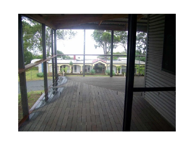 2 Lovell, Lamb Island QLD 4184