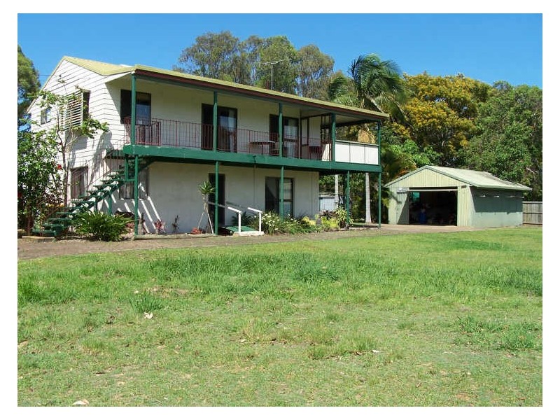 40 Cresthaven Street, Lamb Island QLD 4184