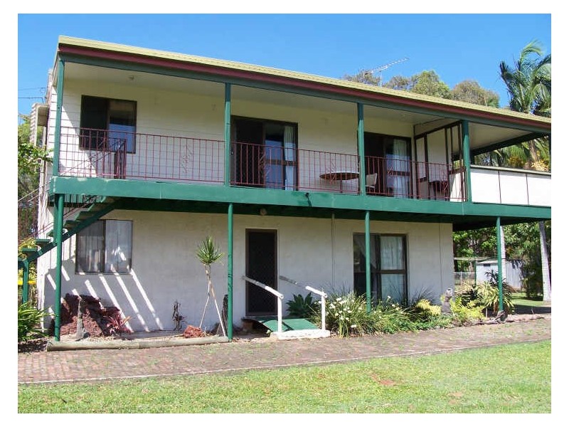 40 Cresthaven Street, Lamb Island QLD 4184