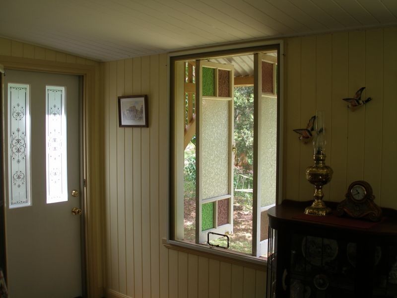 12 Kooberry, Macleay Island QLD 4184