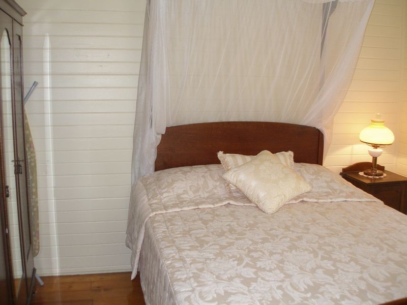 12 Kooberry, Macleay Island QLD 4184