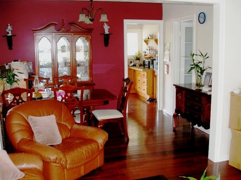 1 Oomool street, Macleay Island QLD 4184