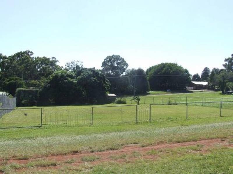 19 Laurel Street, Russell Island QLD 4184
