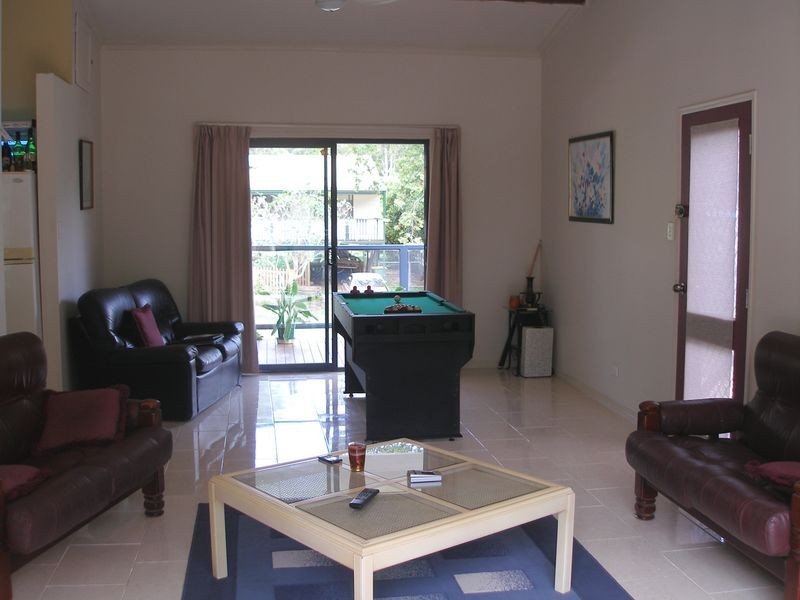 11 Jane Street, Macleay Island QLD 4184