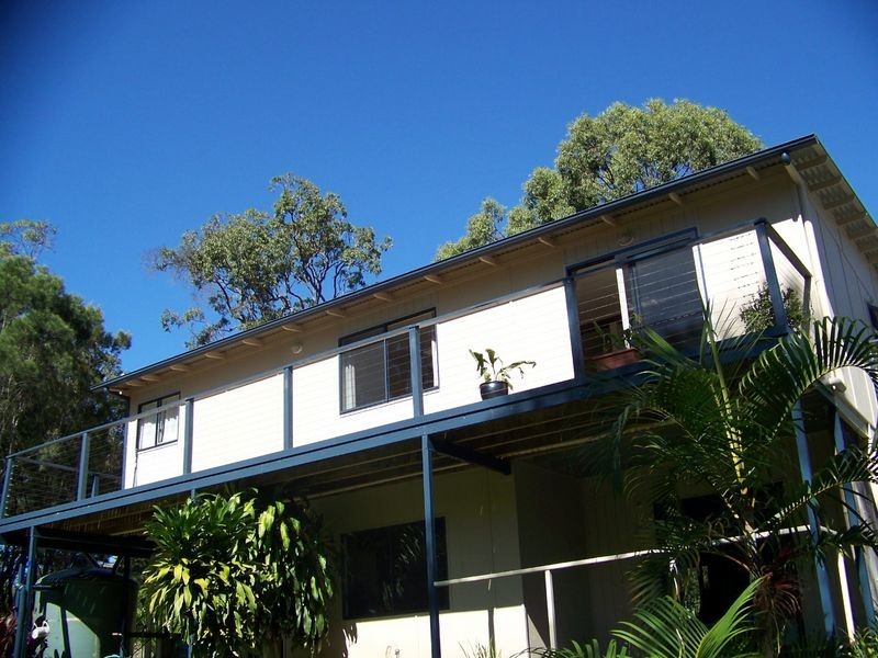 11 Jane Street, Macleay Island QLD 4184