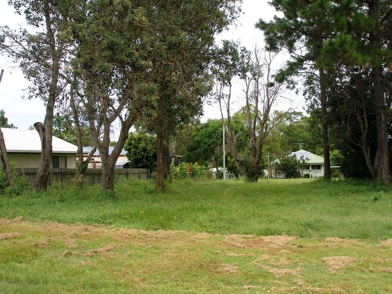 16 Sentosa Terrace, Macleay Island QLD 4184