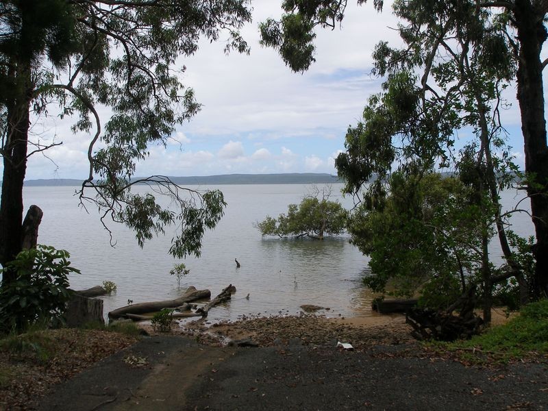 16 Sentosa Terrace, Macleay Island QLD 4184