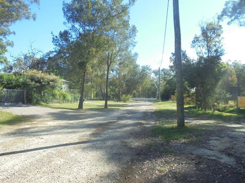 11 Sapphire Street, Russell Island QLD 4184