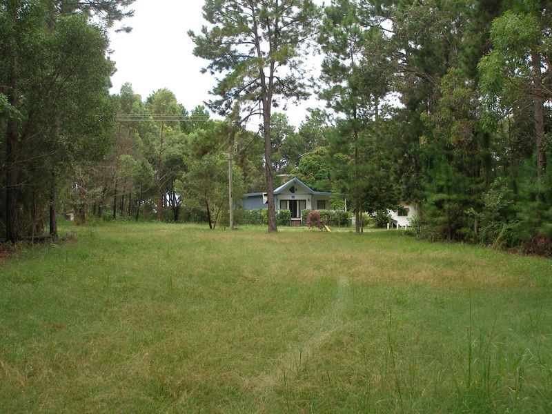 23 Nugent Street, Macleay Island QLD 4184
