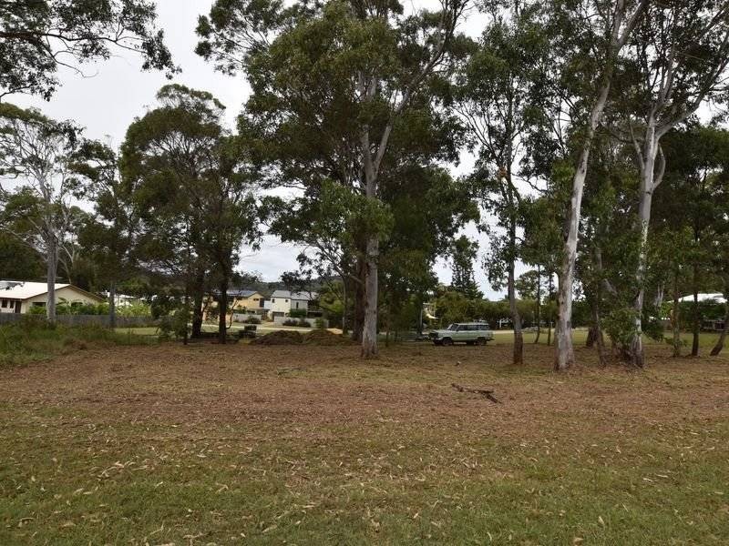 14 Zephyr Street, Russell Island QLD 4184