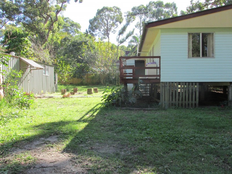 11 – 13 Sandpiper Parade, Macleay Island QLD 4184