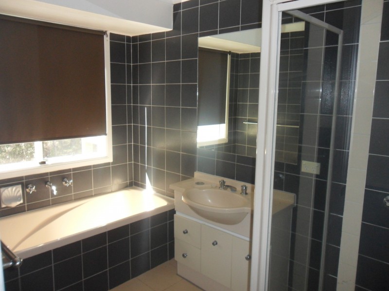 3 Titania Terrace, Russell Island QLD 4184