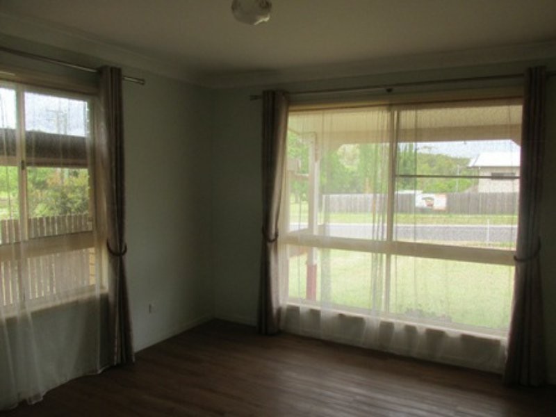 141 High Street, Russell Island QLD 4184