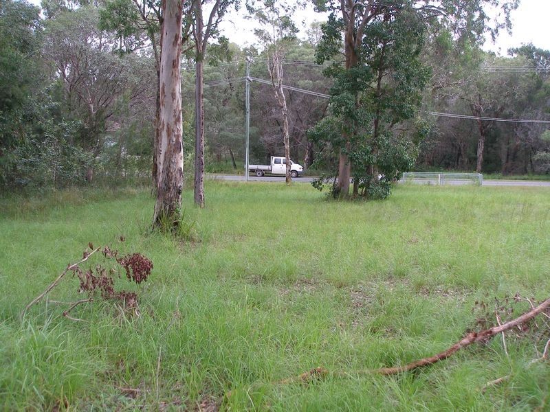 9 Benowa Street, Macleay Island QLD 4184