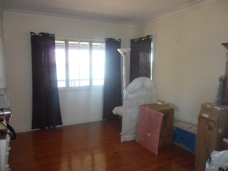 1 Binalong Street, Russell Island QLD 4184