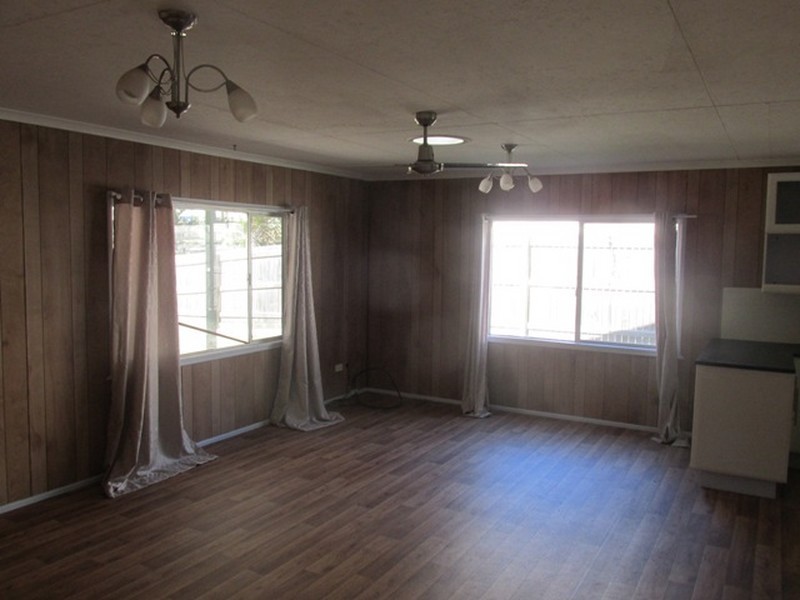 4 Orana Street, Macleay Island QLD 4184