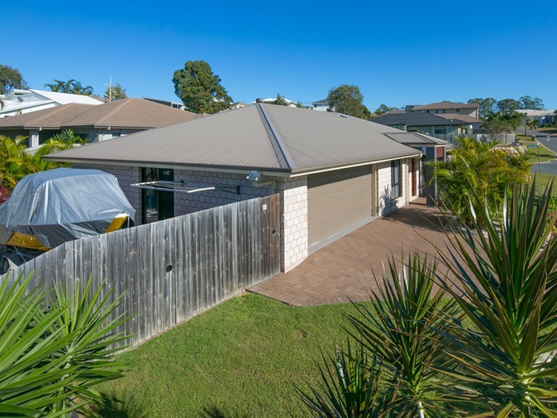 26 Poynter Street, Redland Bay QLD 4165