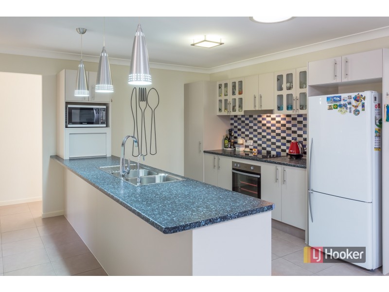 26 Poynter Street, Redland Bay QLD 4165