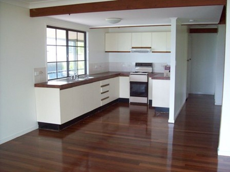 4 Coorong Street, Macleay Island QLD 4184