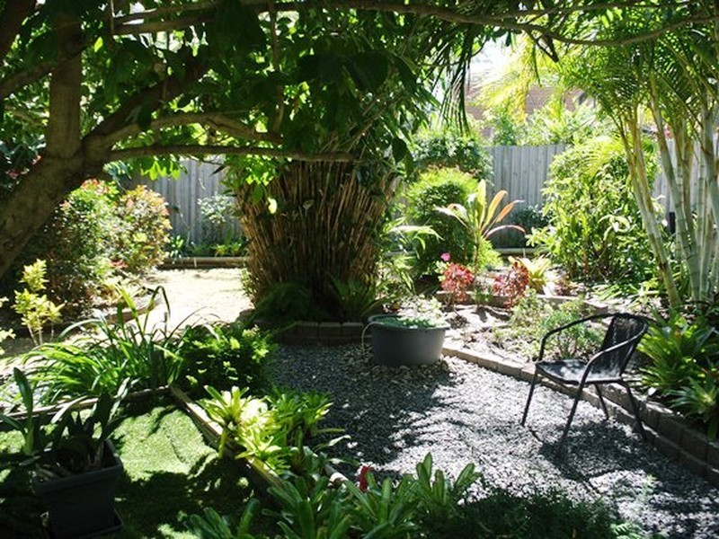 17 Michael Street, Macleay Island QLD 4184
