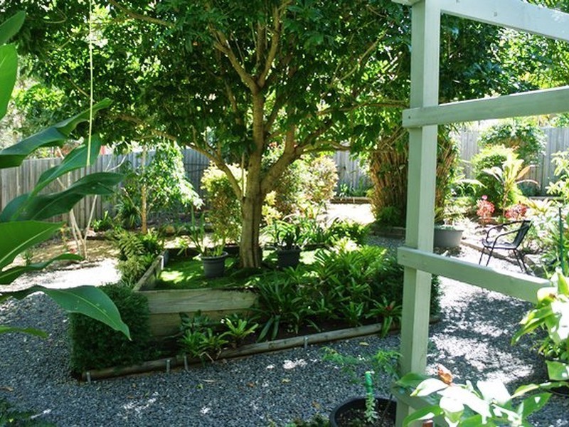 17 Michael Street, Macleay Island QLD 4184