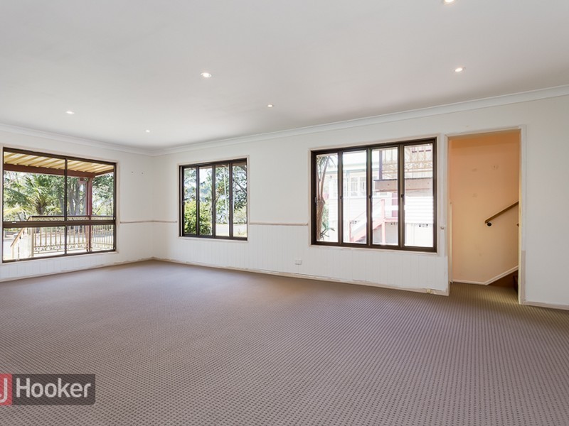 303 Esplanade, Redland Bay QLD 4165
