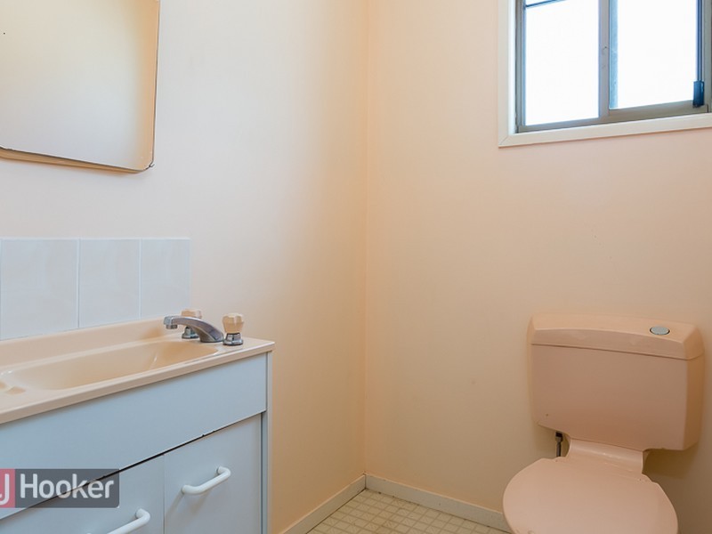 303 Esplanade, Redland Bay QLD 4165