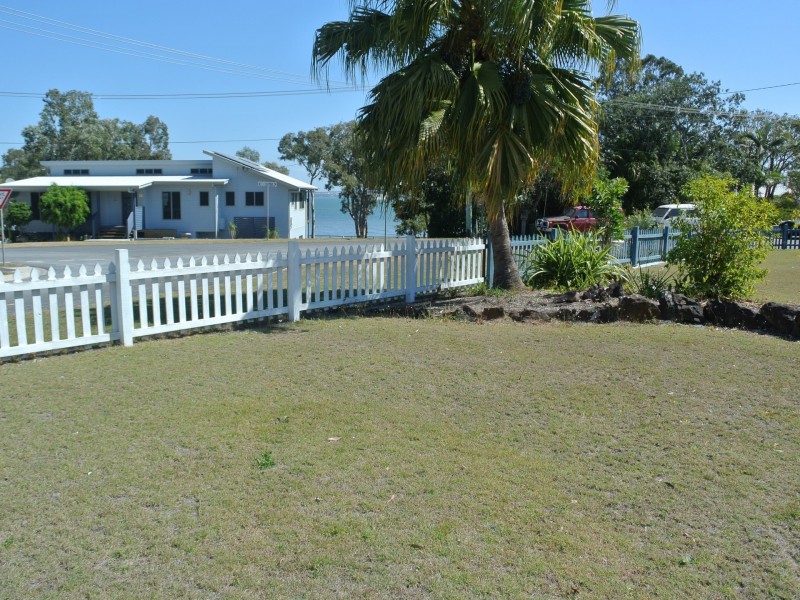 37 Tingara Street, Macleay Island QLD 4184