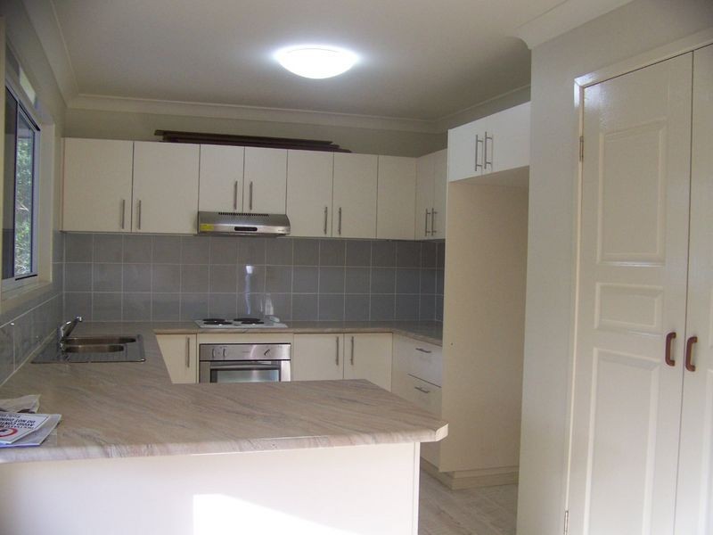15 Rhodes, Macleay Island QLD 4184
