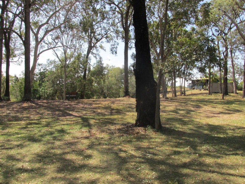 26 Blue Bay Crescent, Macleay Island QLD 4184
