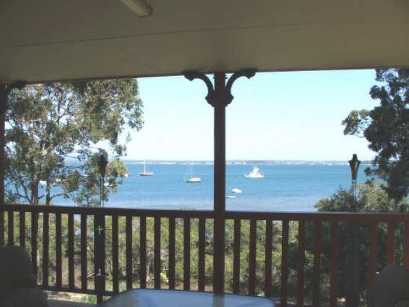 47 Coondooroopa Drive, Macleay Island QLD 4184