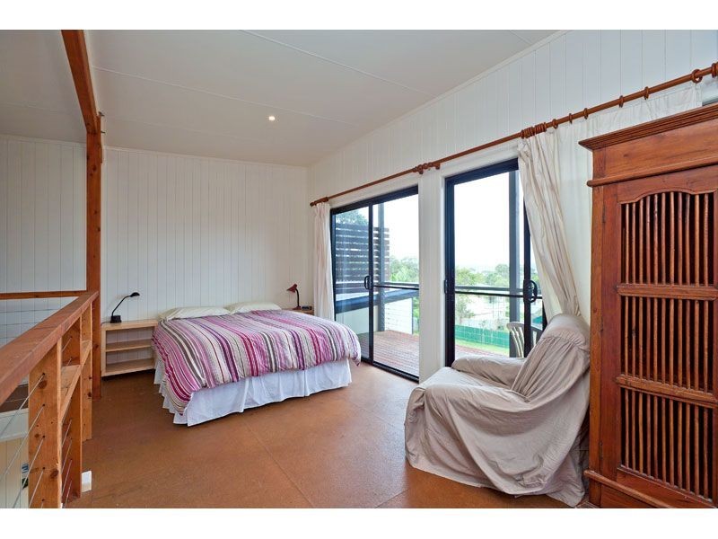 23 Oomool, Macleay Island QLD 4184