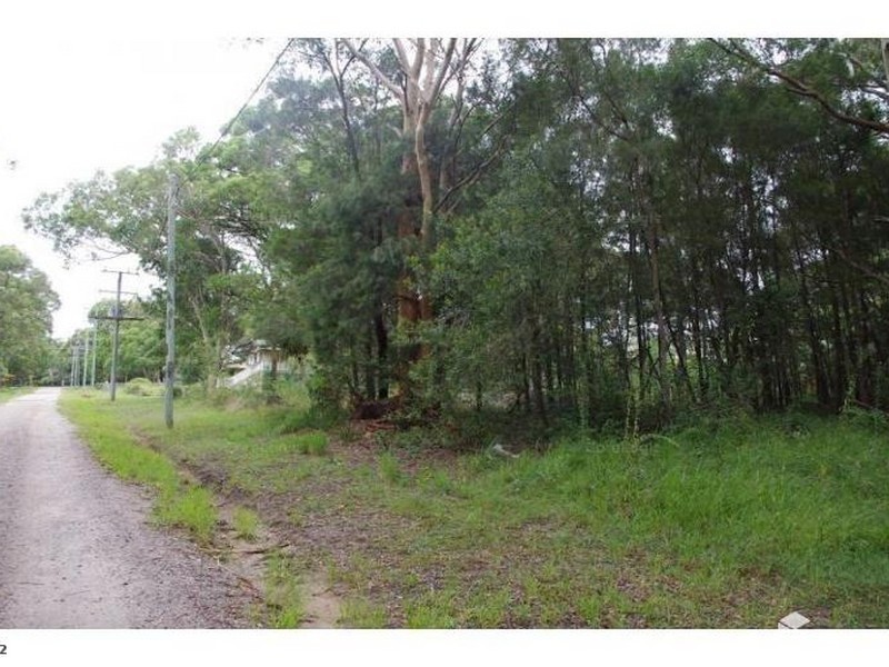 26 Noogie Street, Macleay Island QLD 4184